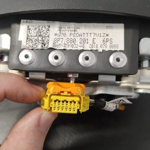Airbag volan AUDI A3 COD 8p7880201e        FACTURA SI GARANTIE - imagine 2