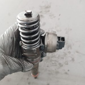 Injector , VW Passat B6 , 2.0 TDI , 2005-2010 COD - 038130073BK - imagine 3