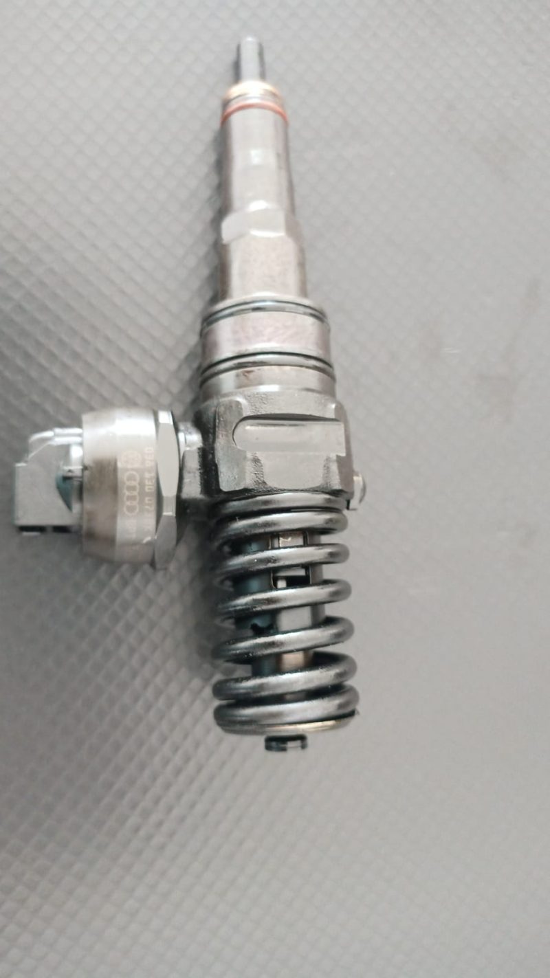 Injector , VW Passat B6 , 2.0 TDI , 2005-2010 COD - 038130073BK - imagine 4