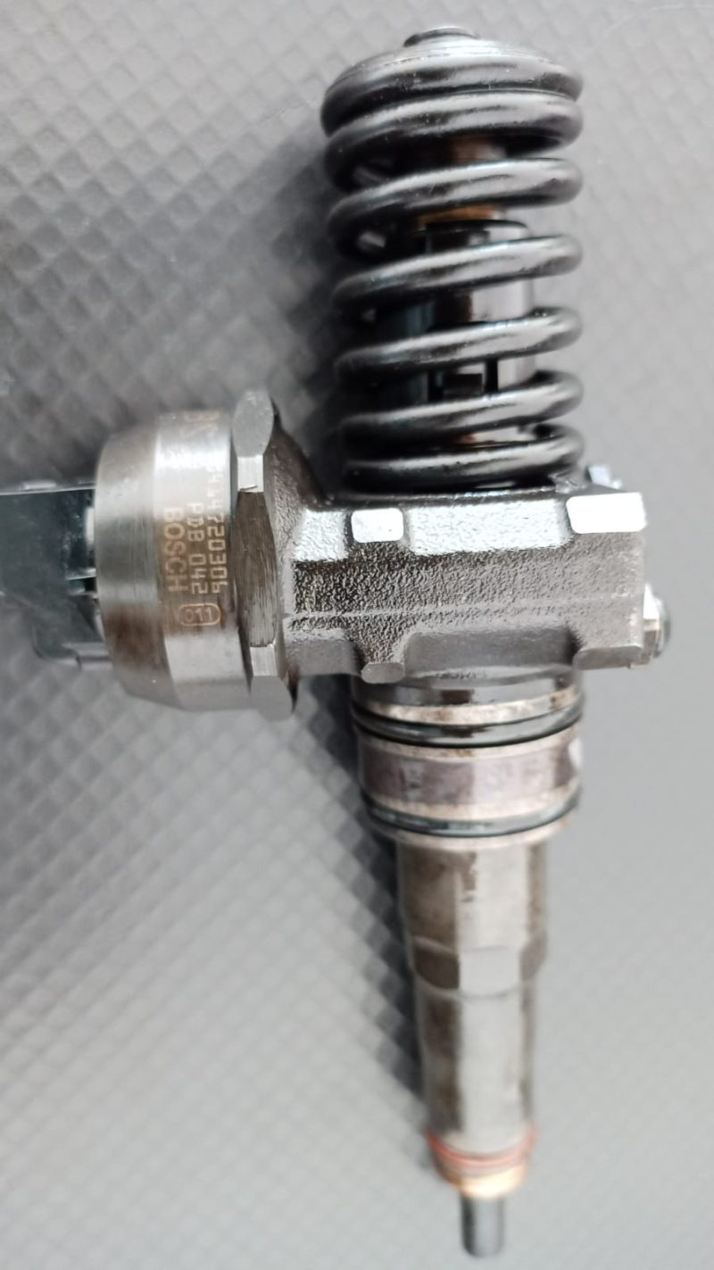 Injector , VW Passat B6 , 2.0 TDI , 2005-2010 COD - 038130073BK - imagine 5