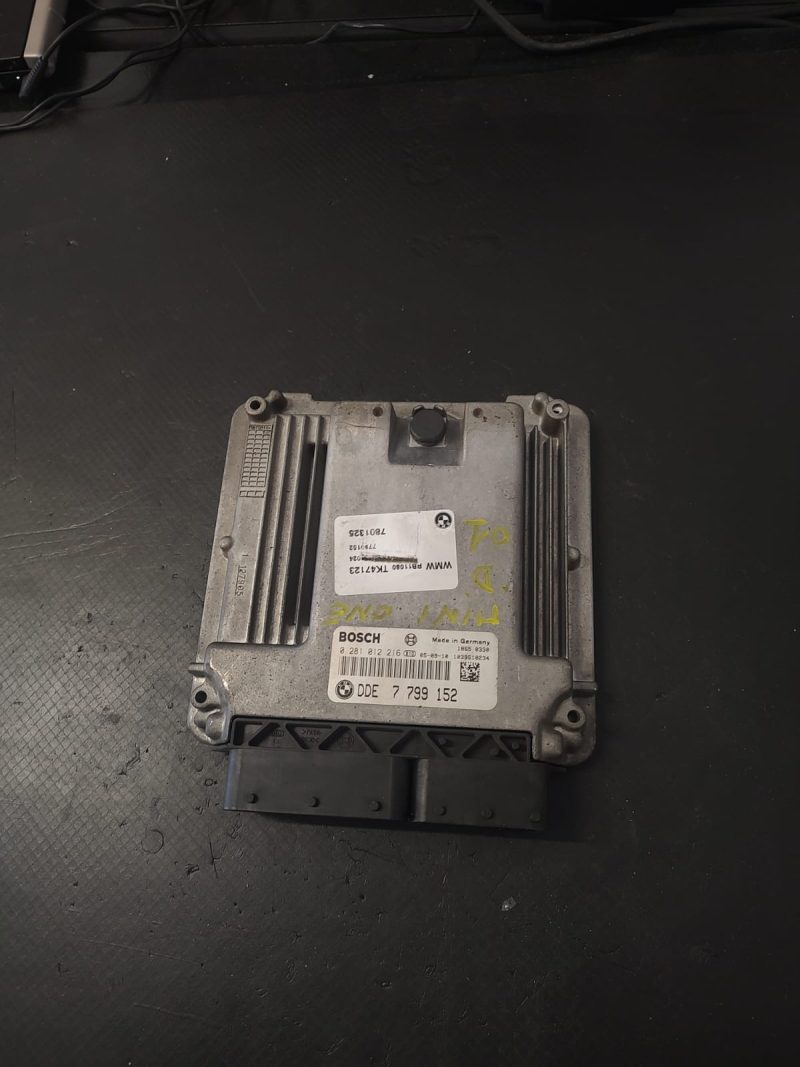 Calculator motor ECU , MINI COOPER 1.4 D COD DDE7799152 0281012216   FACTURA SI GARANTIE