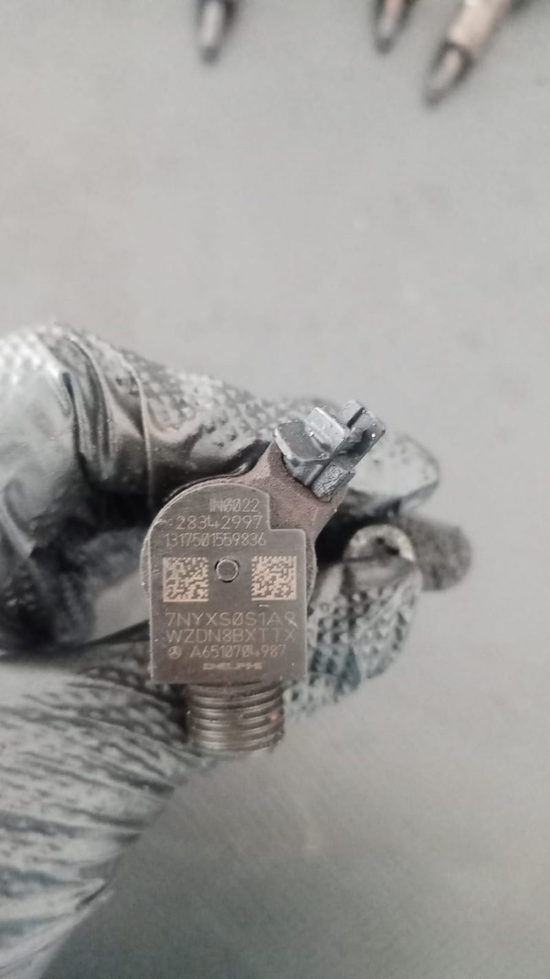 Injector , Mercedes Vito 2.2 CDI euro 5 COD -A6510704987 - imagine 2