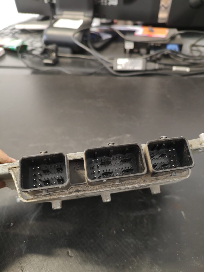 Calculator motor , ECU ,  FORD Fiesta  1,4 BENZINA ,  2010 COD S180047003 H 8V21-12A650-TH  FACTURA SI GARANTIE - imagine 3