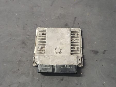 Calculator motor ECU VW GOLF 6 1.2 TSI  COD 03F906070BC FACTURA SI GARANTIE