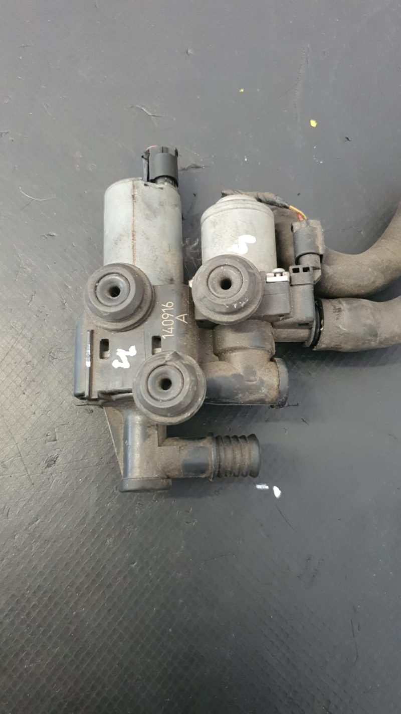 Pompa Secundara Auxiliara Recirculare Apa , BMW SERIA 3 E46  2.0 DIESEL COD 1147412149 64.11-8369807 FACTURA SI GARANTIE - imagine 3