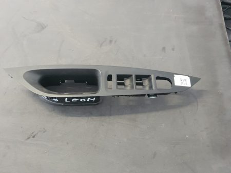 MANER USA , SUPORT BUTOANE GEAM , SEAT LEON COD  5F1867171A FACTURA SI GARANTIE