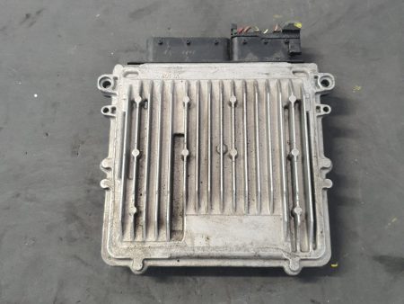 Calculator motor ECU MERDECES GLC COD A6519006401 0281030556 FACTURA SI GARANTIE