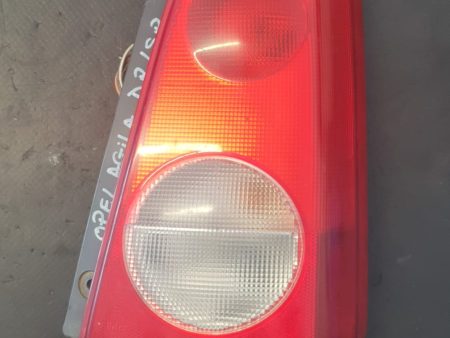 Lampa , Stop Dreapta Spate cu defect se vede in poza OPEL Agila  Factura si Garantie