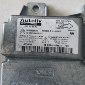 KIT AIRBAG CALCULATOR  ANSAMBLU MANETE SEMNALIZARE STERGATOR  AIRBAG VOLAN  VOLAN  CENTURI AIRBAG SOFER  CITROEN C4 PICASSO COD 610955800 96644965XT 96866504 9654964477 9654964377 96600568 FACTURA SI GARANTIE - imagine 2