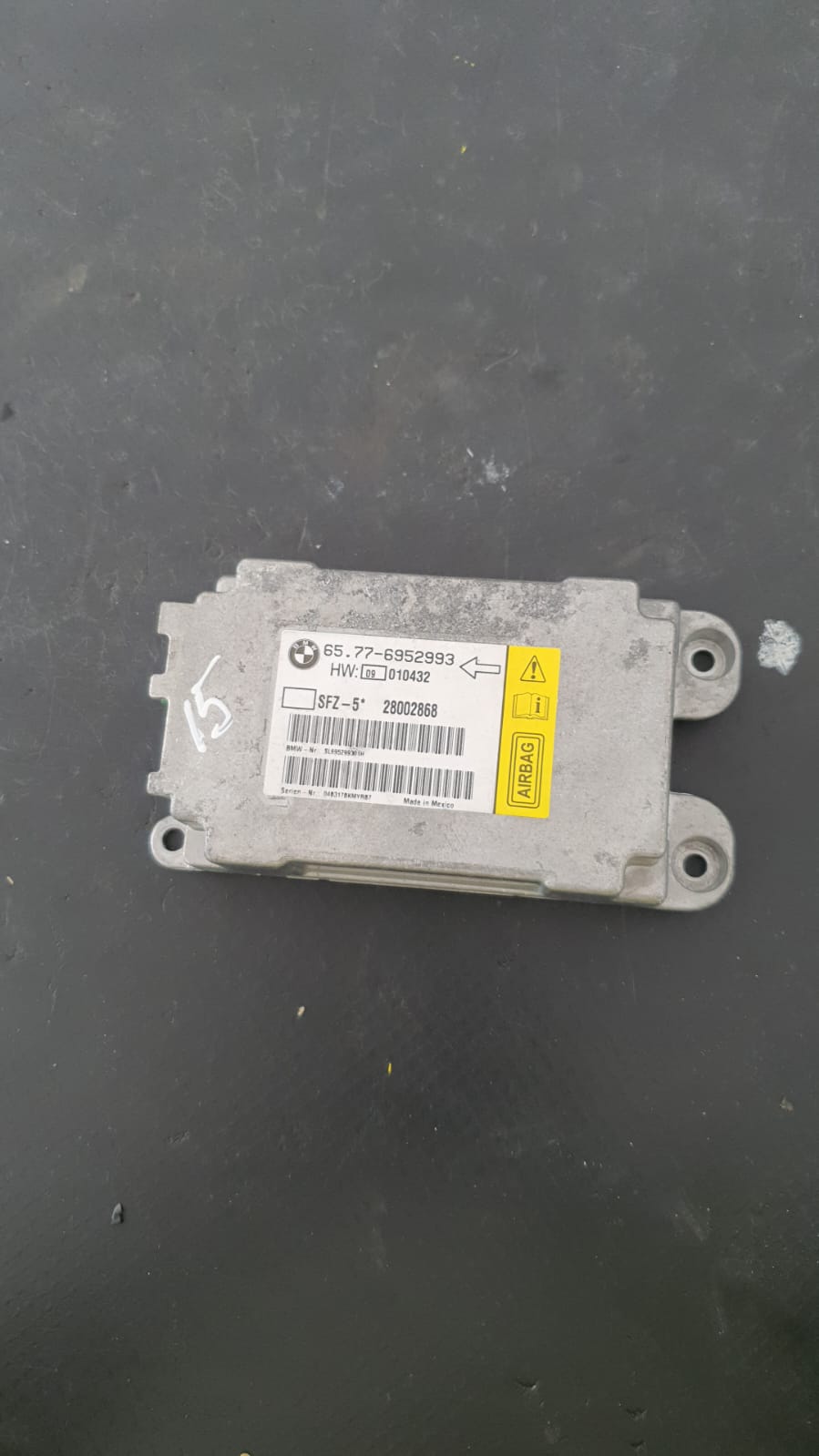 Calculator Airbag modul airbag BMW Seria 5 E60 2004-2010 COD 65.77-6952993 FACTURA SI GARANTIE