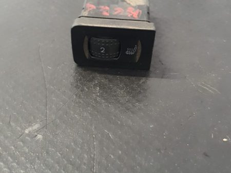 BUTON INCALZIRE SCAUN STANGA VW GOLF 4 COD 1J0963563B FACTURA SI GARANTIE