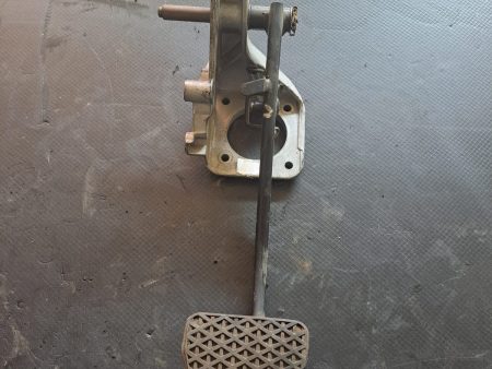 Pedala frana  BMW Seria 3 E46 1997 - 2003 COD 35112229128 FACTURA SI GARANTIE