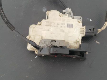 Broasca usa dreapta fata VW Passat B6 COD 3C1837016A FACTURA SI GARANTIE