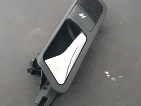 MANER INTERIOR USA STANGA SPATE VW PASSAT B6 COD 3C4839113 FACTURA SI GARANTIE