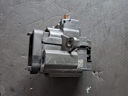 Contact pornire fara cheie Audi A4 B8 Audi A5 Audi Q5 COD 8K0909131D 3330430103 FACTURA SI GARANTIE