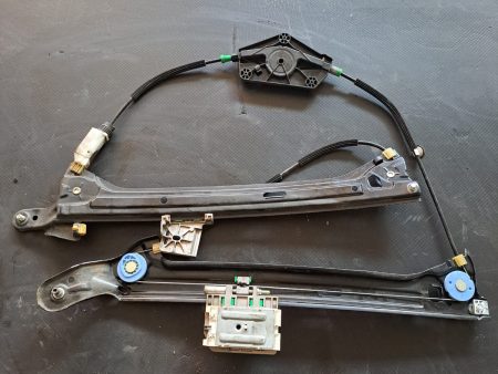 Macara geam față stânga fără motor Audi A5 Sportback 8TA COD 8T8837461 FACTURA SI GARANTIE