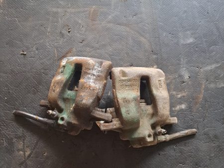 Etriere față stanga dreapta Fiat Grande Punto 2005-2012 COD 0204Y01952 0204Y01951 FACTURA SI GARANTIE