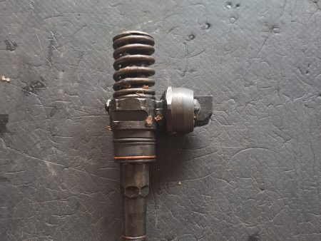 Injector VW Passat B5 1.9 TDI 2003 COD  038130073A FACTURA SI GARANTIE
