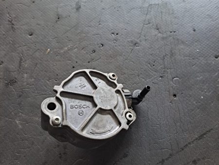 Pompă vacuum Ford Focus 2 1.6 tdci 2007 COD  D156-2B FACTURA SI GARANTIE