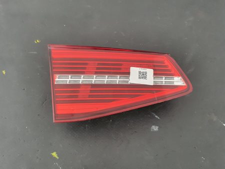 LAMPA STOP LED  STANGA HAION VW PASSAT B8 COD 3G9945307 FACTURA SI GARANTIE