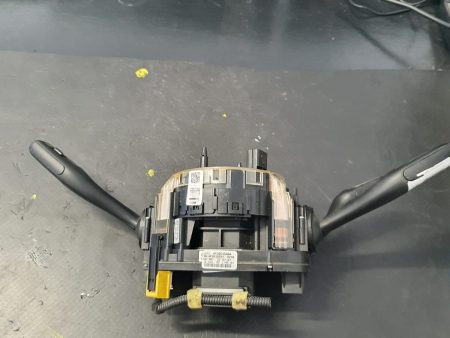 BLOC MANETE SEMNALIZARE  ANSAMBLU MANETE  SEMNALIZARE  SPIRALA VOLAN  CALCULATOR COLOANA VOLAN  AUDI A4 AUDI A6  AUDI Q7 COD 4F0953549A 4E0953521 4E0953503C 4E0953541A FACTURA SI GARANTIE