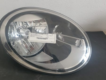 FAR DREAPTA VW BEETLE COD 5C1941006A VOLAN STANGA FACTURA SI GARANTIE