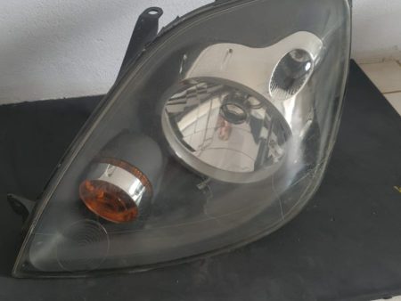 FAR STANGA FORD FIESTA 5 2005-2008 1.6 TDCI COD 6S61-13W030-AD 0301224301 VOLAN STANGA FACTURA SI GARANTIE