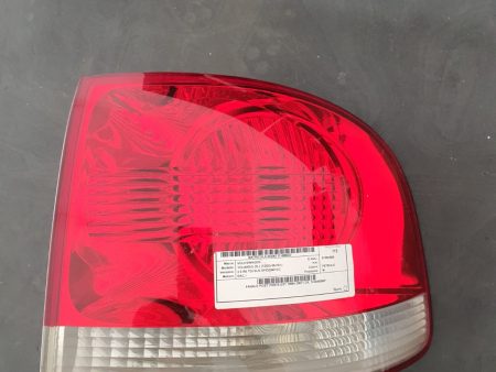 LAMPA STOP DREAPTA VW TOUAREG 7L COD 7L6945096K-06S FACTURA SI GARANTIE