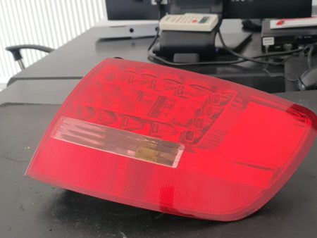 LAMPA STOP DREAPTA CU LED AUDI A6 COD 89037752 FACTURA SI GARANTIE