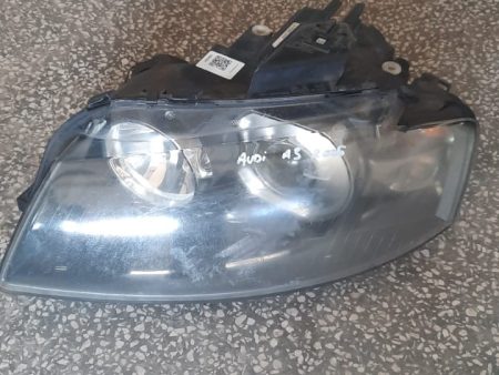 FAR STANGA CU XENON AUDI A3 COD 8P0941029M VOLAN STANGA FACTURA SI GARANTIE