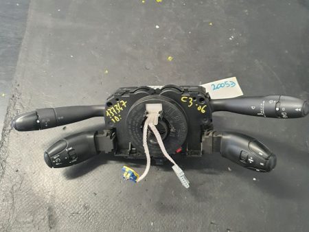 ANSAMBLU MANETE SPIRALA VOLAN  BLOC LUMINI MANETA SEMNALIZARE CITROEN C3 COD 96601437XT VOLAN STANGA FACTURA SI GARANTIE