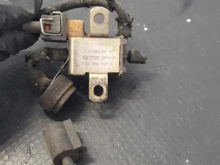 SUPAPA VACUUM VW GOLF 4 COD 054906267A FACTURA SI GARANTIE