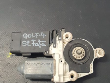 MOTORAS MACARA GEAM VW GOLF 4 STANGA FATA COD 101387-101 7746002102 1506813  FACTURA SI GARANTIE