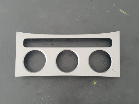 Ornament interior ceas bord VW PASSAT B6 COD 3C0863100 FACTURA SI GARANTIE