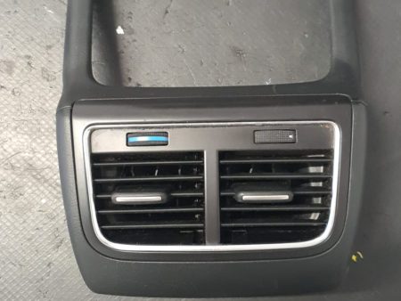 GRILA VENTILATIE COTIERA AUDI A4 B8 2007-2011 COD 8K0864376 8K0819203D FACTURA SI GARANTIE