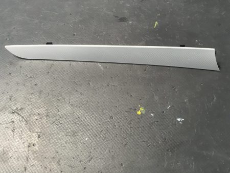 ORNAMENT USA STANGA SPATE AUDI A4 B8 2007-2011 COD 8K0867419 FACTURA SI GARANTIE