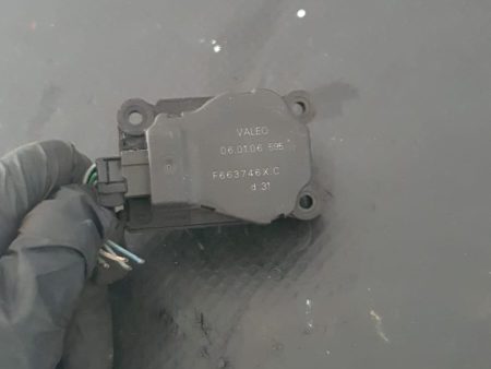 MOTORAS CLAPETA AEROTERMA PEUGEOT 207 COD F663746XC FACTURA SI GARANTIE