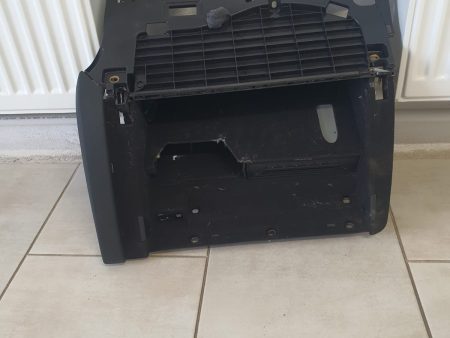 TORPEDOU AUDI A4 B8 2.0 TDI  CU DEFECT SE VEDE IN POZE COD 8K1857035C FACTURA SI GARANTIE