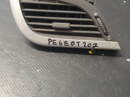 GRILA AER BORD STANGA PEUGEOT 207 COD 9650088577 FACTURA SI GARANTIE
