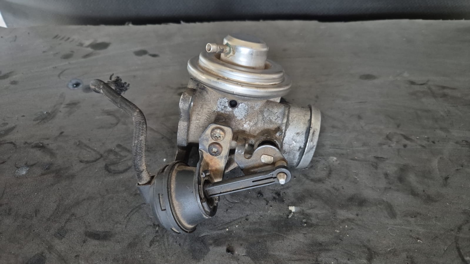 SUPAPA EGR AUDI SEAT SKODA COD 038129637 FACTURA SI GARANTIE