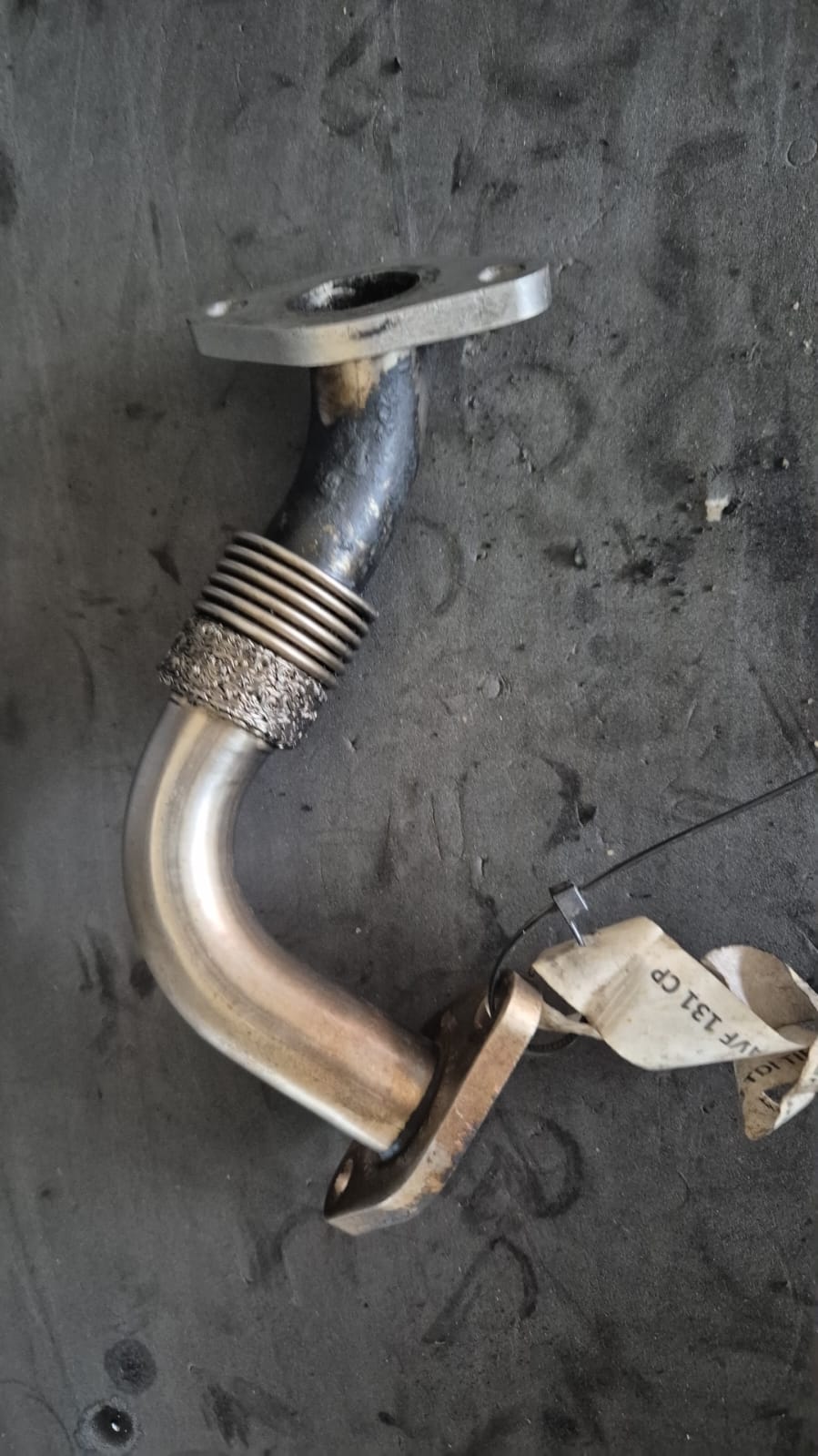 Conducta EGR VW Passat B5.5 1.9 TDI AWX AVF 2001 - 2005 COD 038131521AJ FACTURA SI GARANTIE