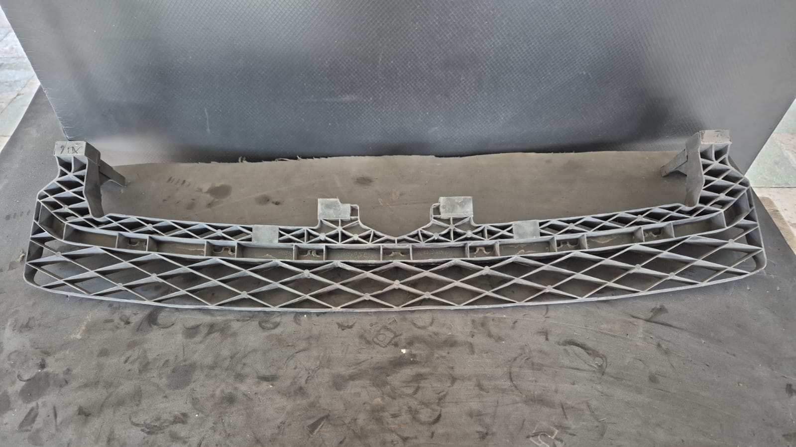 SUPORT BARA PROTECTIE VW PASSAT B7 COD 3AA807899A FACTURA SI GARANTIE