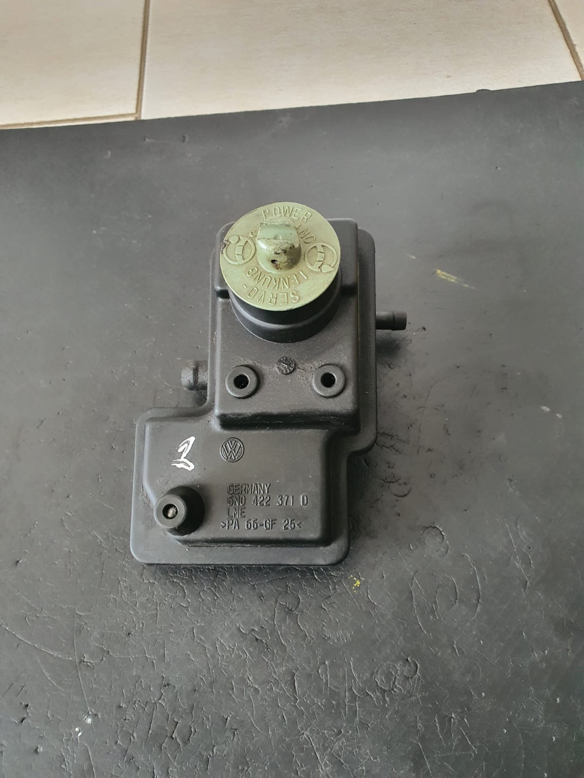 VAS LICHID SERVODIRECTIE VW POLO 6N 1994-2001 COD 6N0422371D FACTURA SI GARANTIE