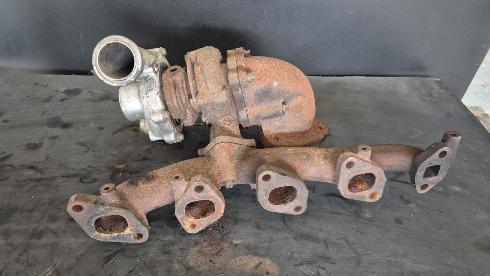 TURBINA  TURBOSUFLANTA TURBO TURBOCOMPRESOR SAAB 9-3 YS3D COD 90573533 FACTURA SI GARANTIE