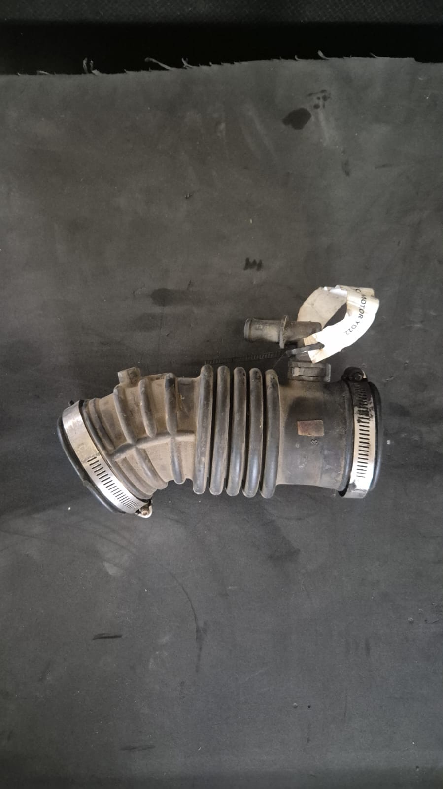 Furtun admisie aer Nissan X-Trail T30 facelift 2003 - 2007 FACTURA SI GARANTIE