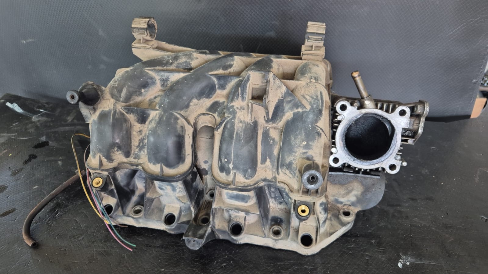 GALERIE ADMISIE VW GOLF 4  1.4 Benzina COD 036129711BK FACTURA SI GARANTIE