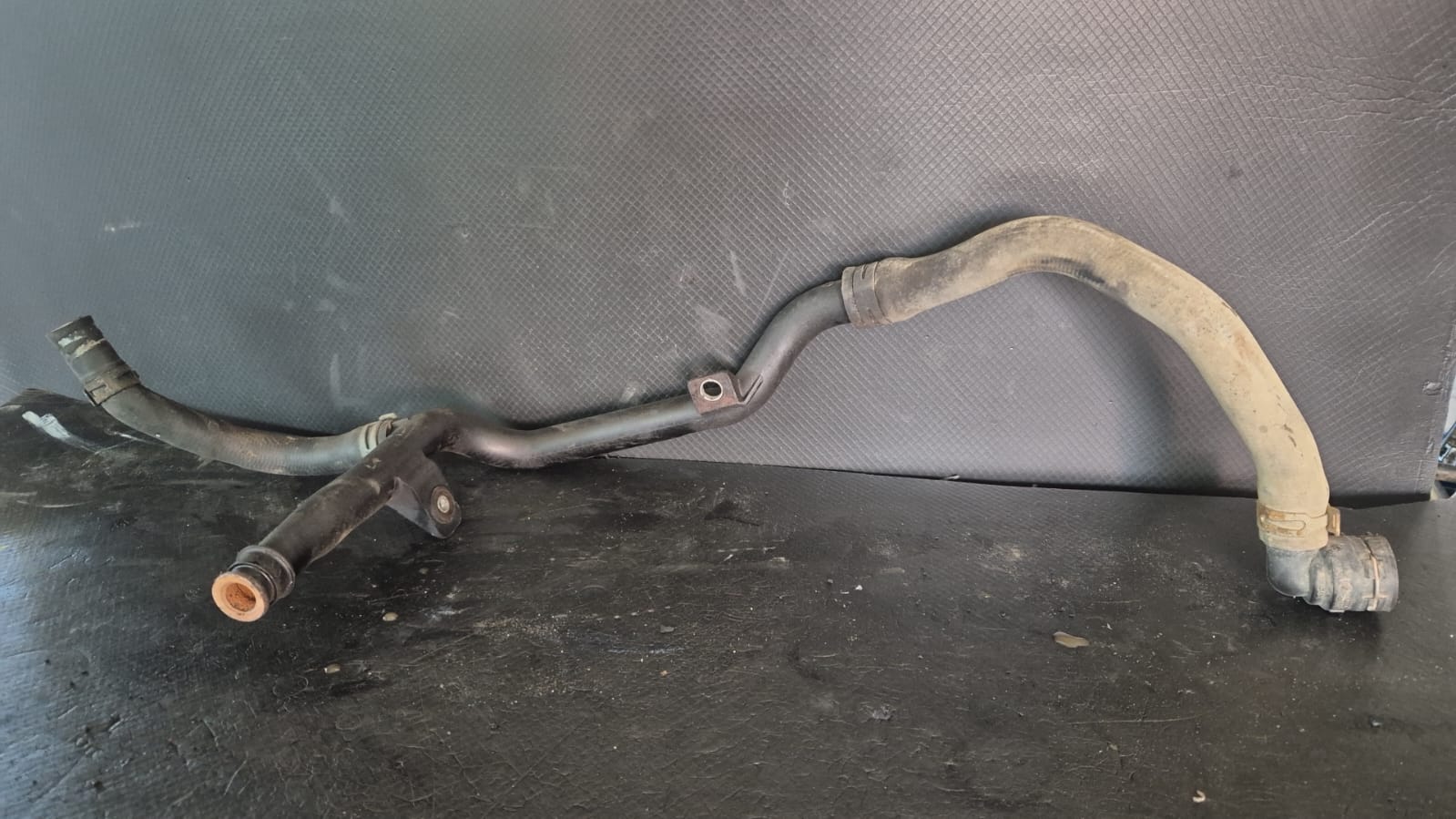 FURTUN APA VW TIGUAN 2.0 CBBB COD 03L121065T FACTURA SI GARANTIE