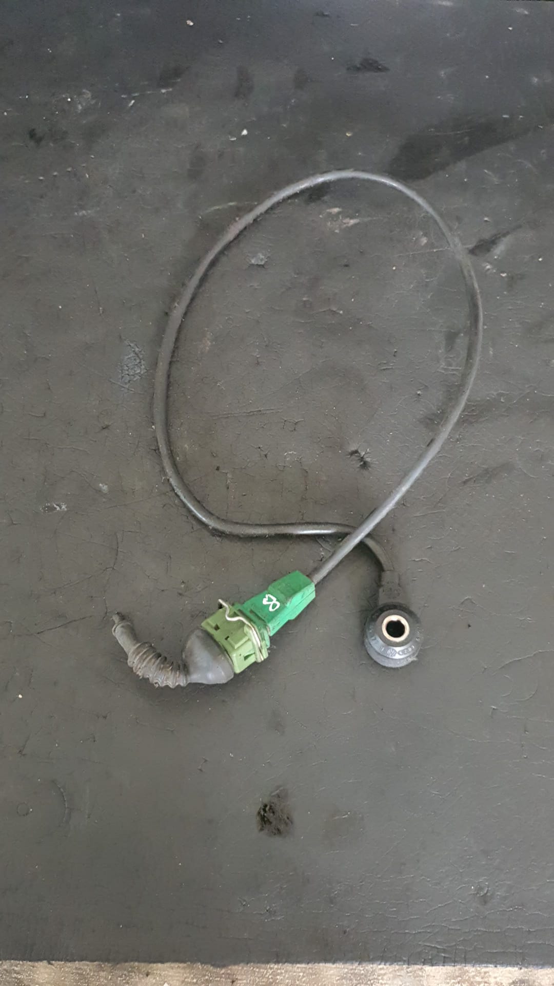 SENZOR DETONATIE BATAI AUDI A4 B5 1.6 BENZINA COD 054905377H FACTURA SI GARANTIE