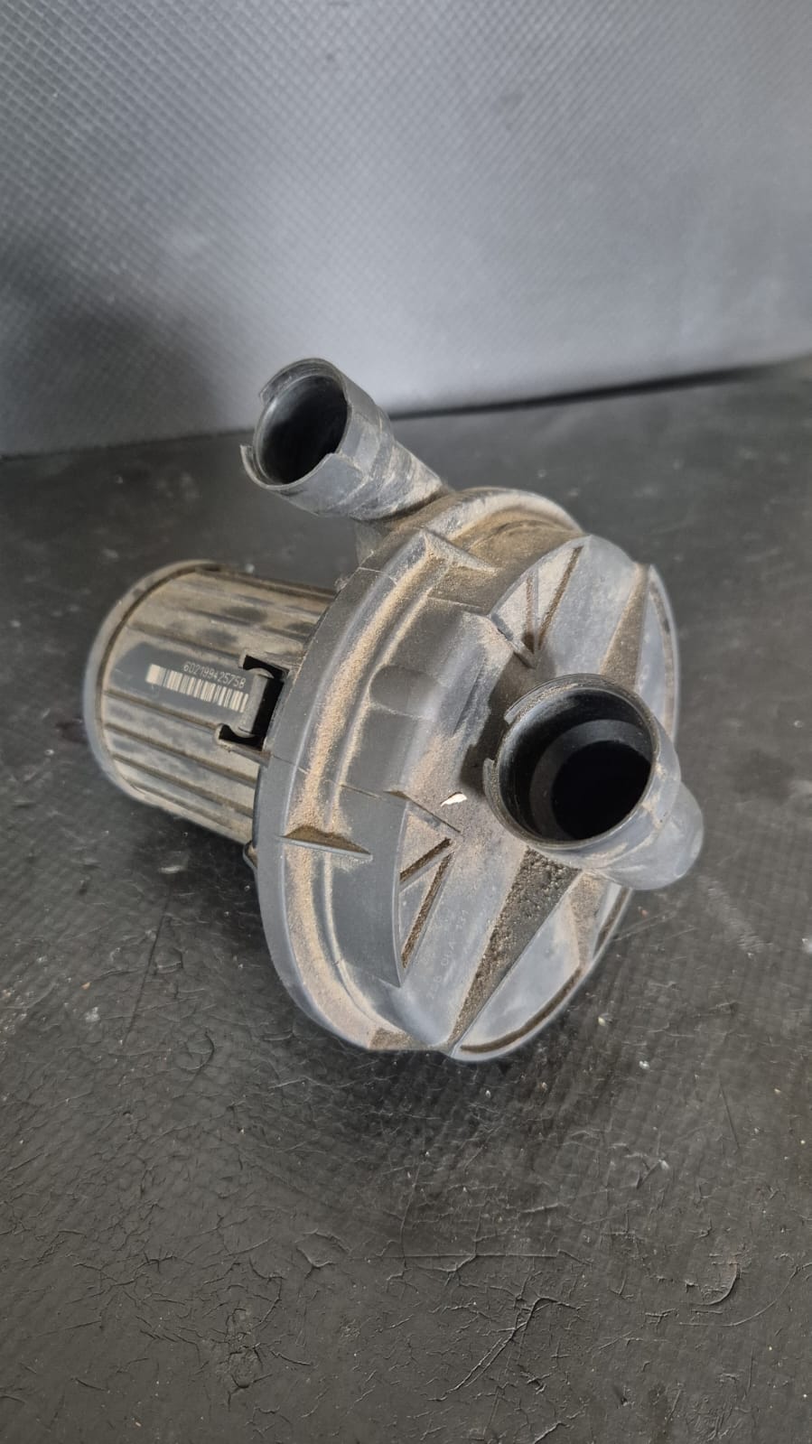 POMPA SECUNDARA AER VW GOLF 4 AUDI A3 COD 06A959253B FACTURA SI GARANTIE