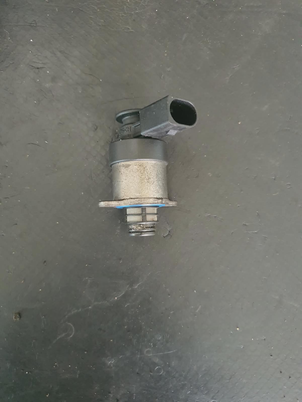 Regulator presiune pompa inalta VW PASSAT B6 COD 0928400706 0090621104 FACTURA SI GARANTIE